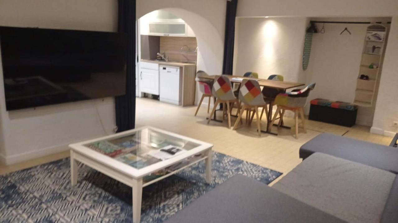Charming And Modern Cave In The Heart Of The Port Nizza